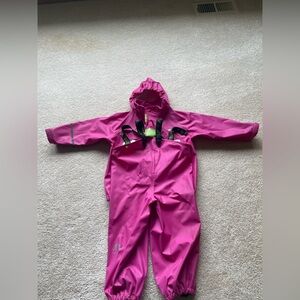 CeLaVi size 100/3 rain suit.